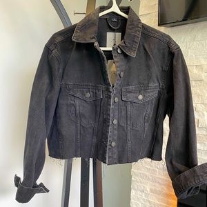 Premium Denim Crop Jacket 🖤